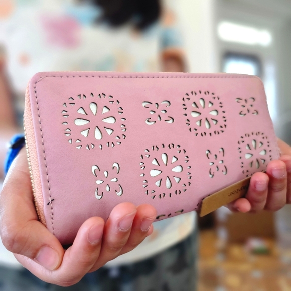 NWT justin and taylor dusty pink wallet - Picture 2 of 5